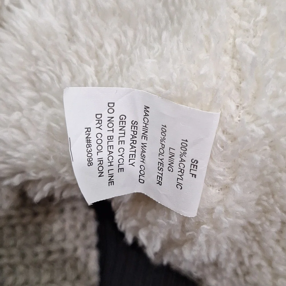 CI SONO by CAVALINI Chunky Crochet Sherpa Lined Zip Up and Button Jacket…